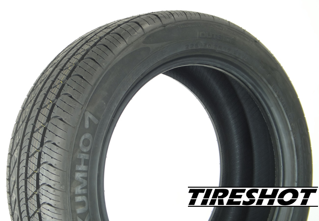 Tire Kumho Ecsta 4X KU22